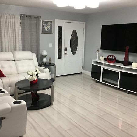 Mary'S Luxury House Villa Tampa Kültér fotó